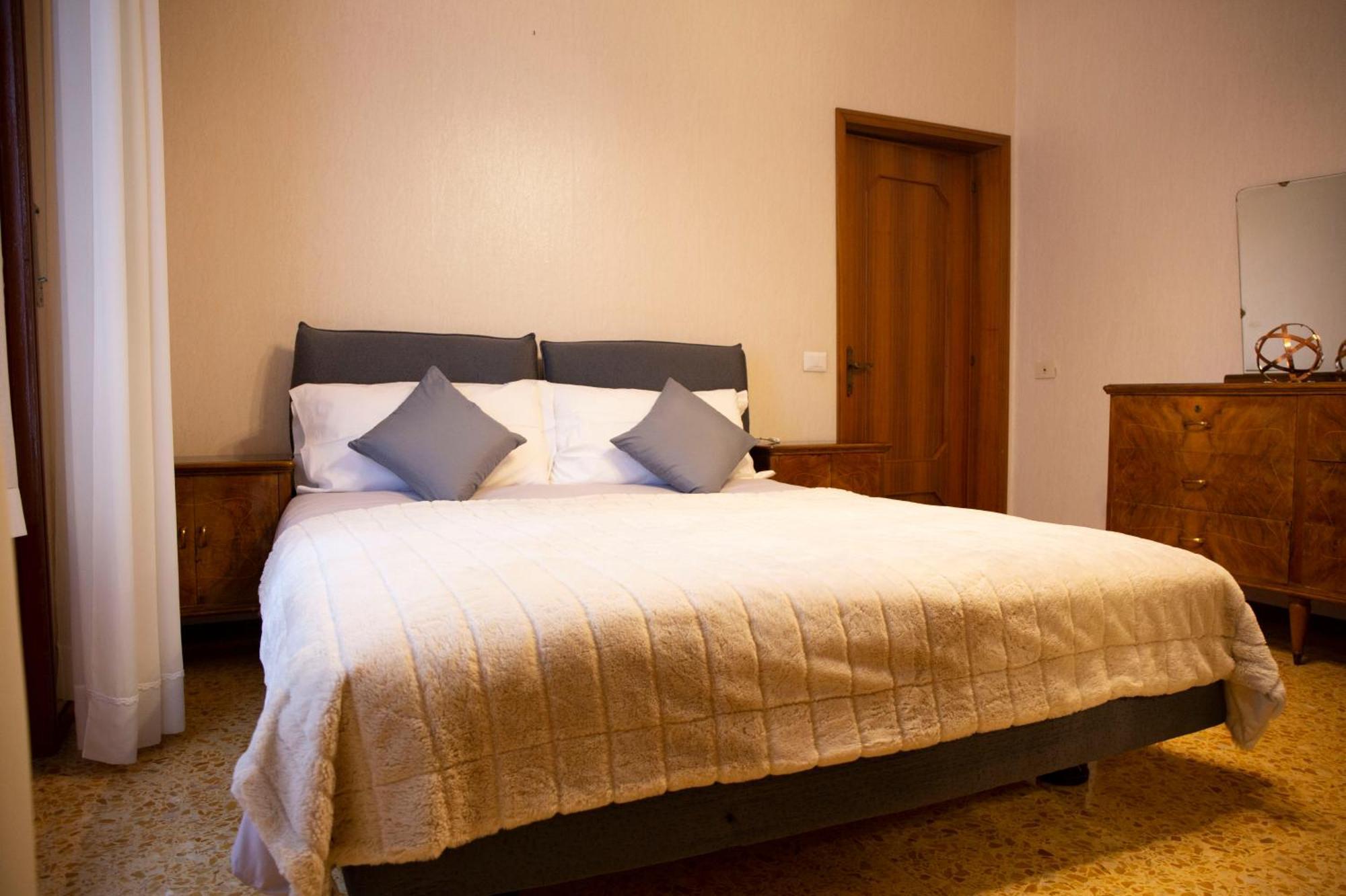 Apartament Casa Giuly Parma Zewnętrze zdjęcie